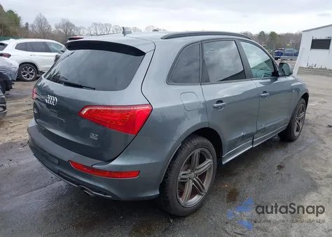 2012 Audi Q5 3.2 Premium Plus z USA, uszkodzony, nr VIN WA1DKAFP2CA135785